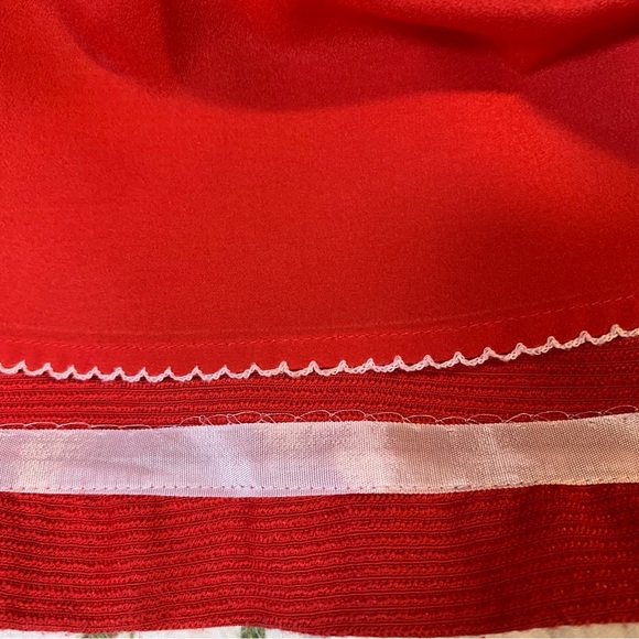 Maeve Red Dress with Sheer Panel and Criss Cross Neckline sz 0 - Picture 9 of 16